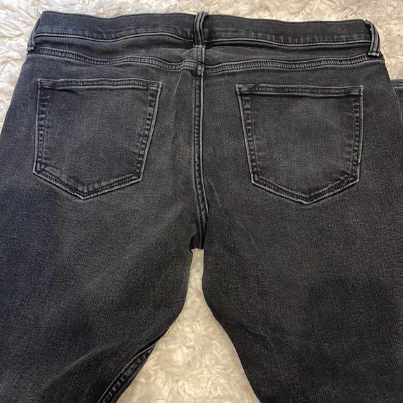 Banana republic mens black 35x32 skinny jeans. Great condition - Picture 4 of 4